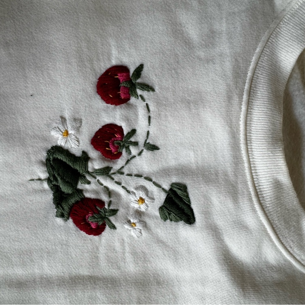 Girlfriend Collective White Sweatshirt with Floral Embroidery - Picture 2 of 3